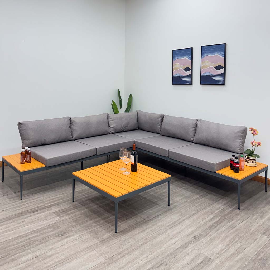 Juego de sala L con mesa